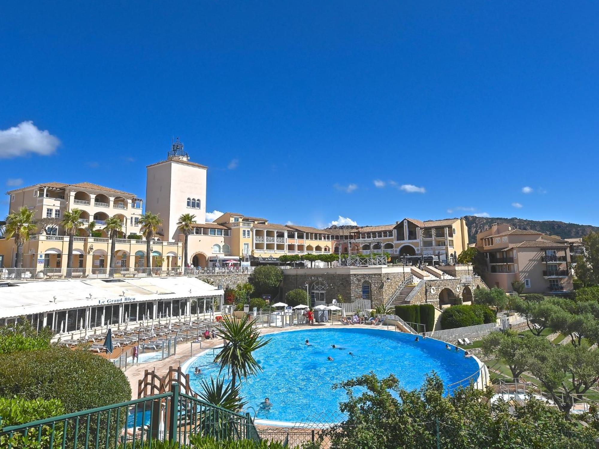 Apartment Village Cap Esterel - L'Esquinade-31 By Interhome Saint-Raphael  Exterior photo